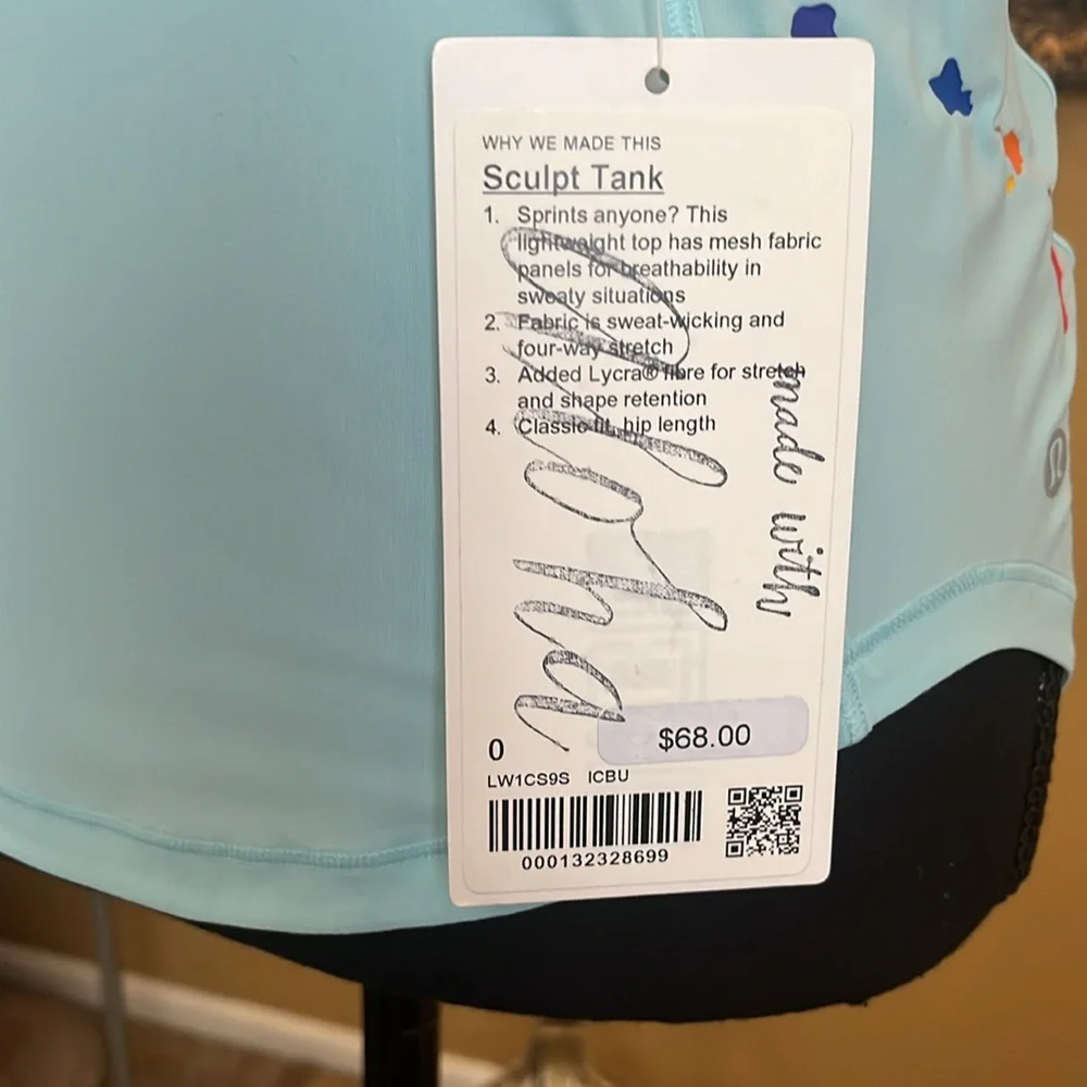 NWT Lululemon Sculpt tank from Hawaii